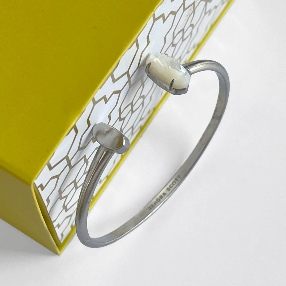 NWOT Kendra Scott Edie Cuff Bracelet in Silver with Morher of Pearl
